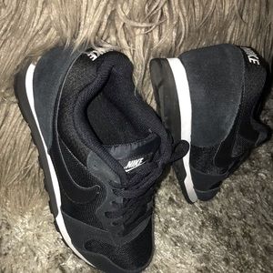 Nike athletic shoes woman’s